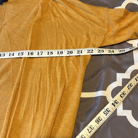 Gap cardigan mustard color - Picture 6 of 9